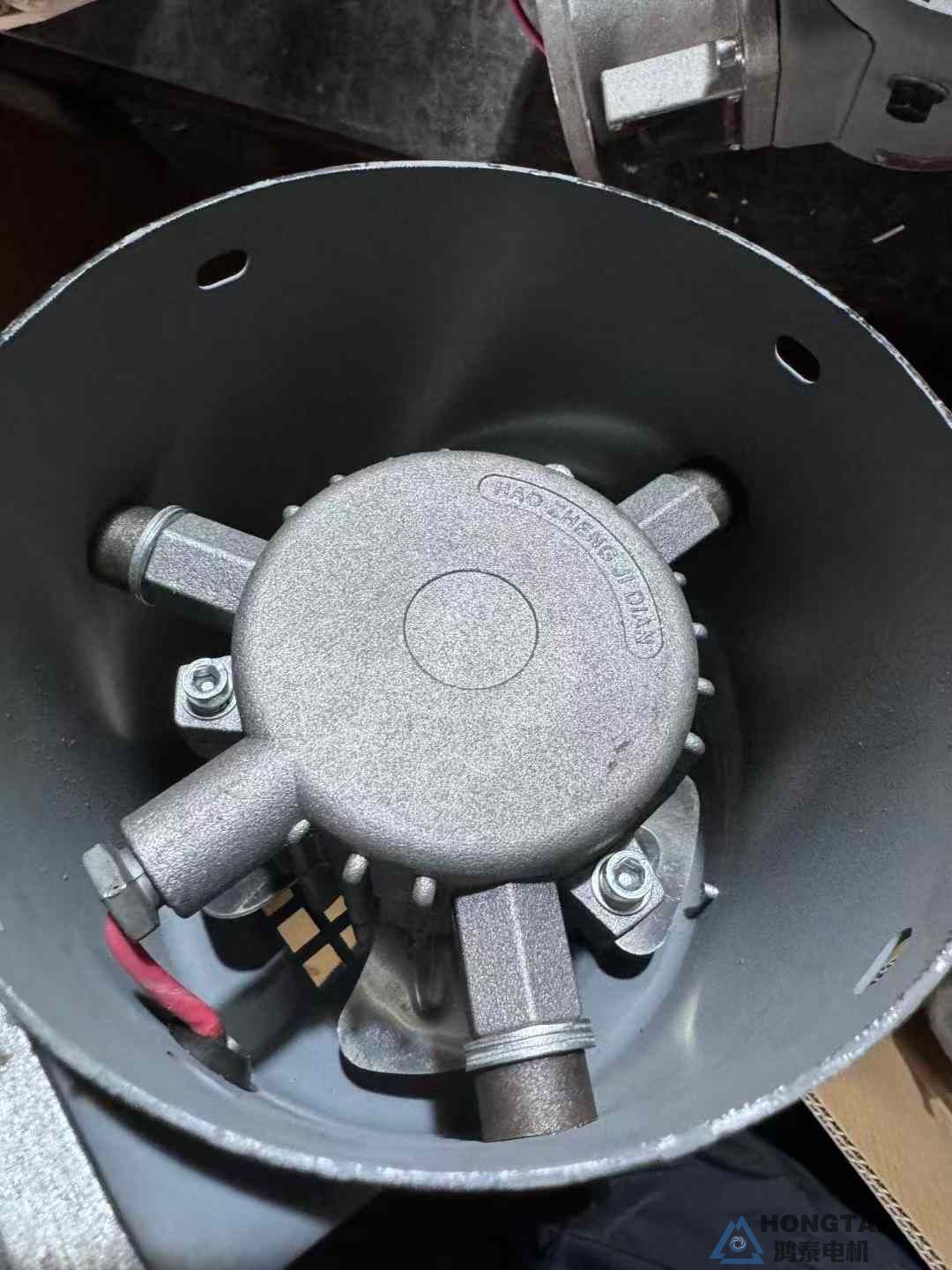 YVFE2-315L2-4电机配低噪音风机