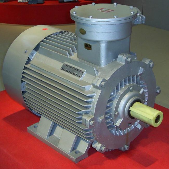 YVFE2-315L2-4防爆电机45°角实拍